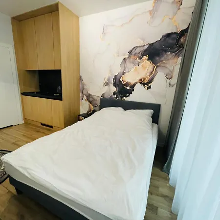 W Apartmán Varšava